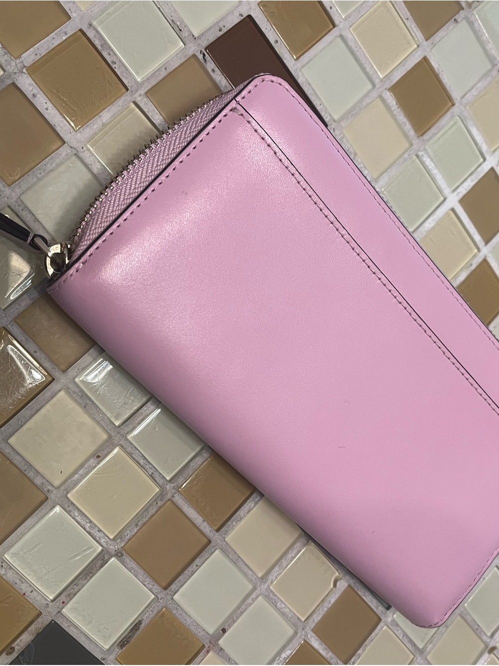 kate spade pink zip-around leather wallet - Picture 2 of 5